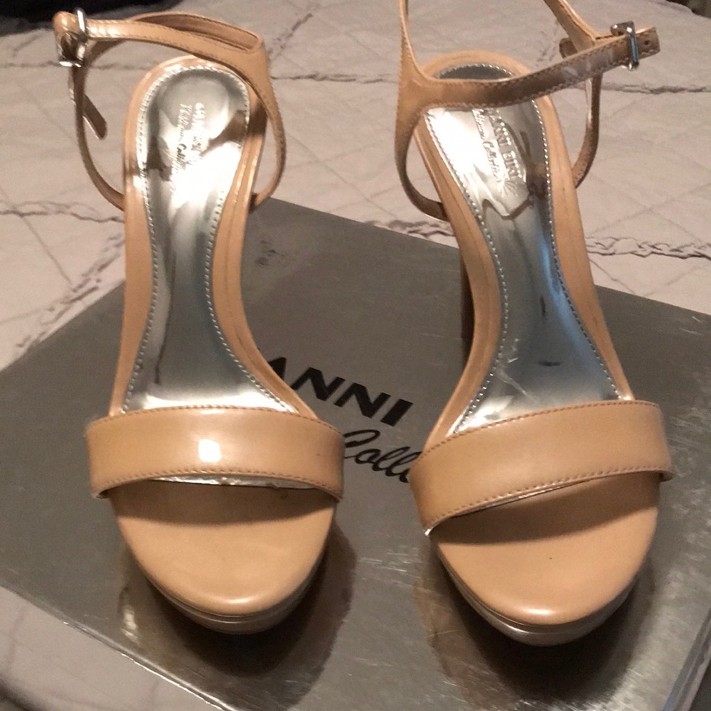 Gianni Bini Platinum Collection formal shoes